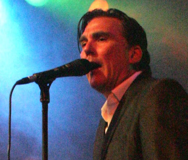 Kevin Hackett - VOCALS